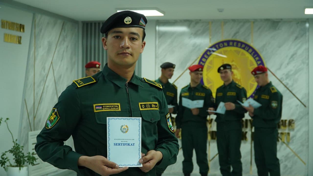 Muddatli harbiy xizmatchilarga sertifikatlar topshirildi