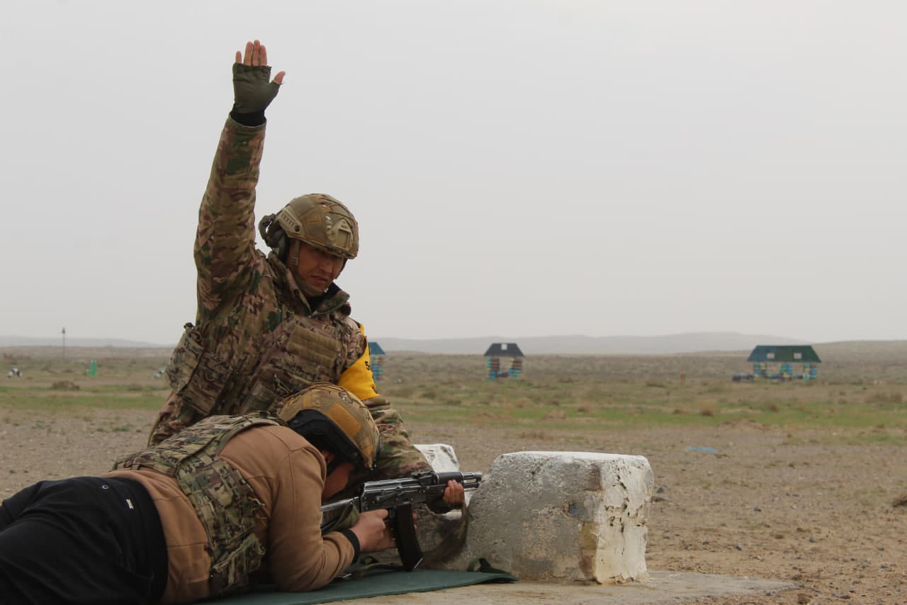 O‘quvchi yoshlar amaliy o‘q otish mashg‘ulotlarida qatnashdi