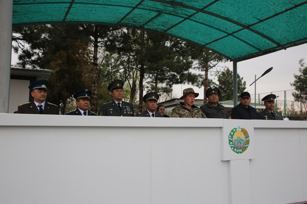 Qarshi shahrida ham bir guruh o‘g‘lonlar harbiy xizmatga kuzatildi