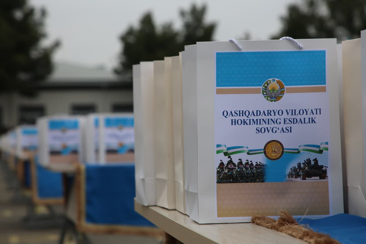 Qarshi shahrida ham bir guruh o‘g‘lonlar harbiy xizmatga kuzatildi