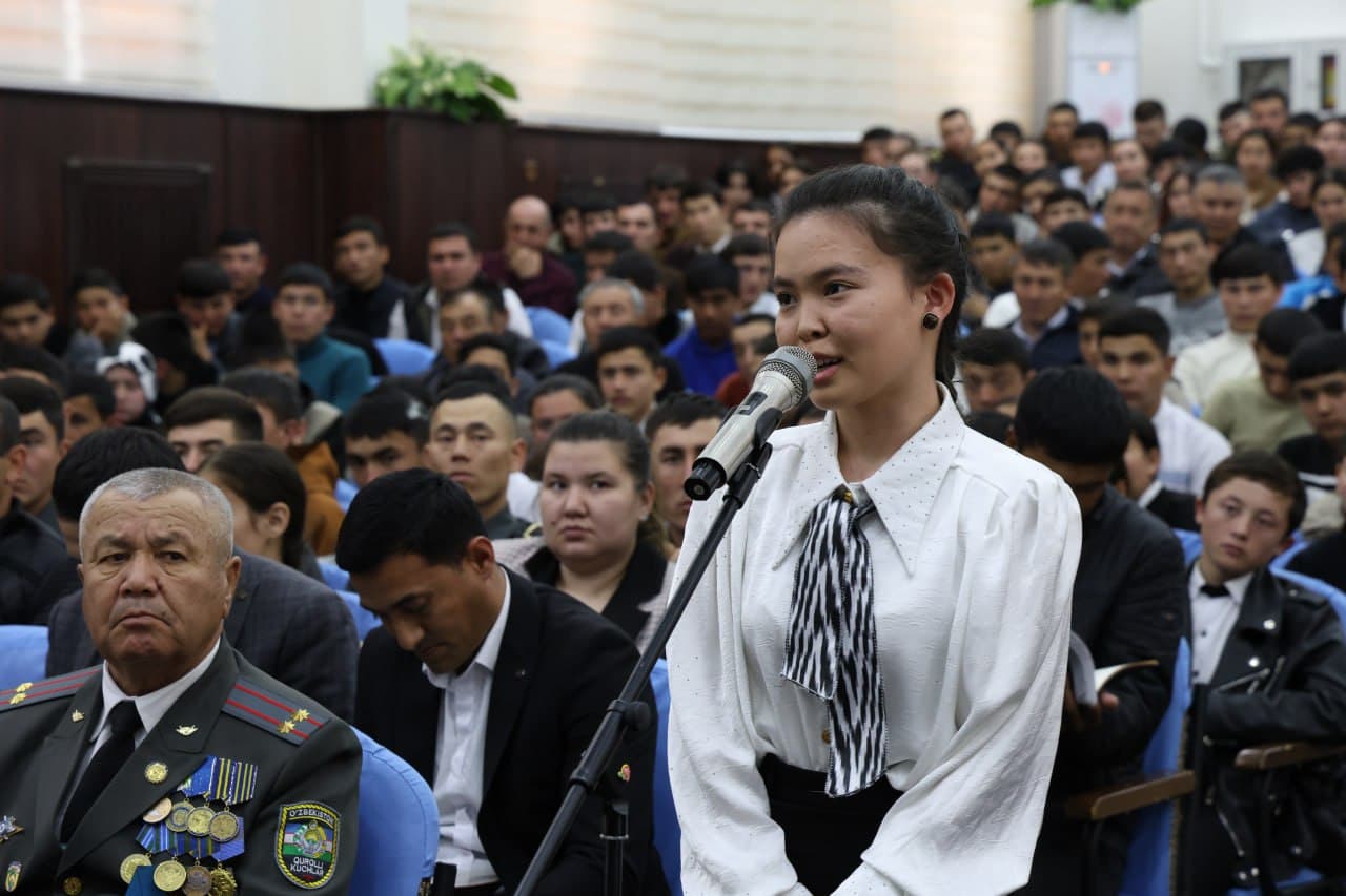 Muborakda “Rahbar va yoshlar” uchrashuvi bo‘lib o‘tdi