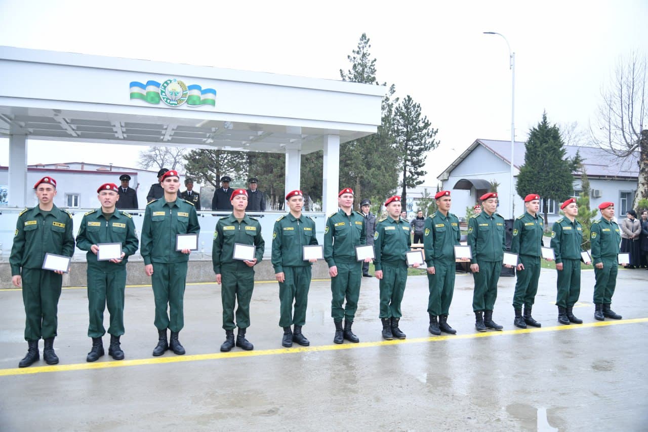 Vatan himoyasi maktabidan o‘tgan yoshlar hayotning yangi bosqichiga qadam qo‘ydi