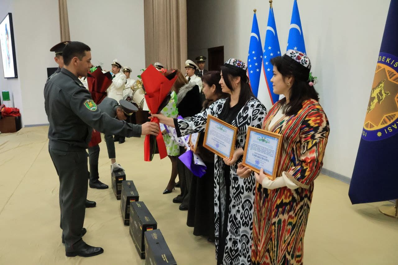 Harbiylar safida ayolga yuksak ehtirom