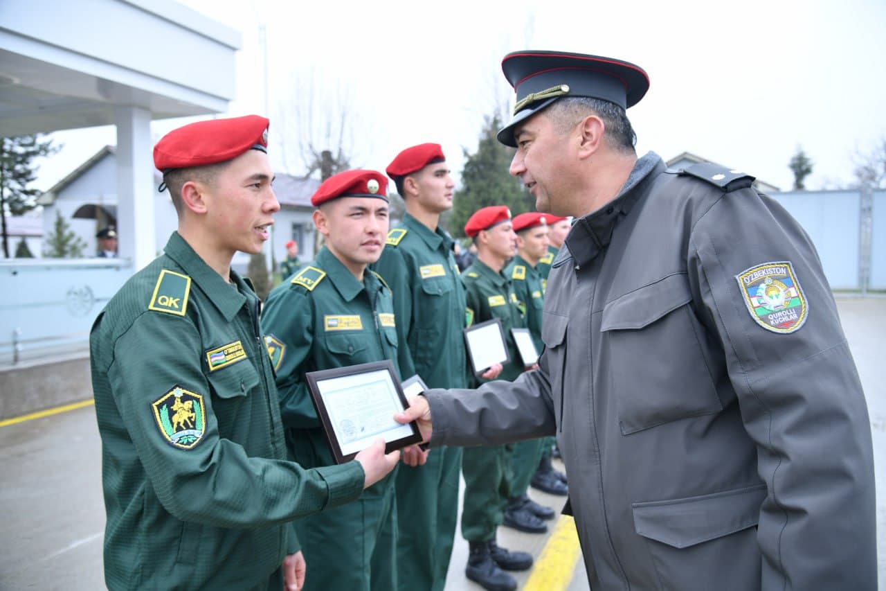 Vatan himoyasi maktabidan o‘tgan yoshlar hayotning yangi bosqichiga qadam qo‘ydi