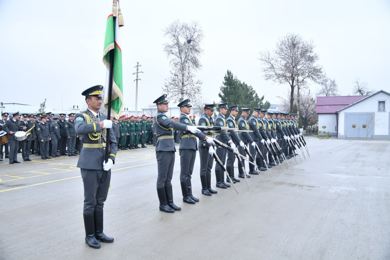 Vatan himoyasi maktabidan o‘tgan yoshlar hayotning yangi bosqichiga qadam qo‘ydi