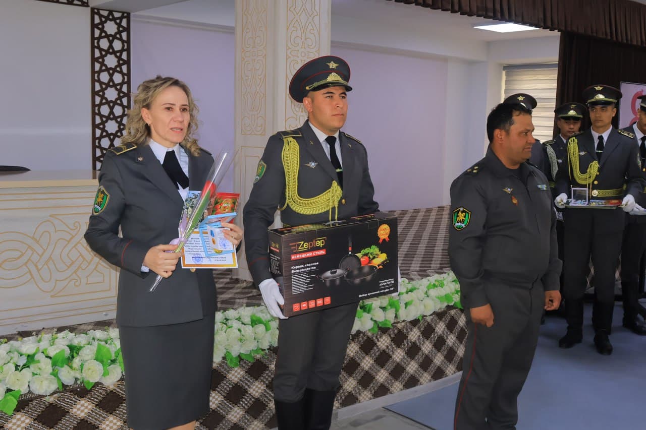 Harbiylar safida ayolga yuksak ehtirom