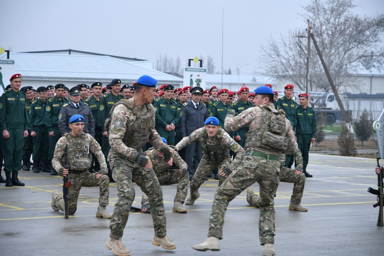Vatan himoyasi maktabidan o‘tgan yoshlar hayotning yangi bosqichiga qadam qo‘ydi