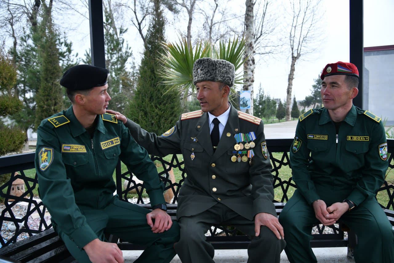 Vatan himoyasi maktabidan o‘tgan yoshlar hayotning yangi bosqichiga qadam qo‘ydi