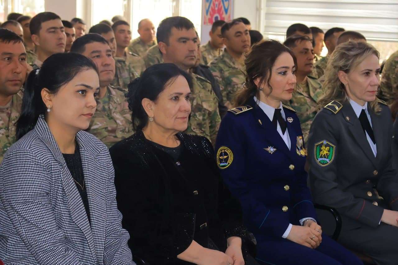 Harbiylar safida ayolga yuksak ehtirom