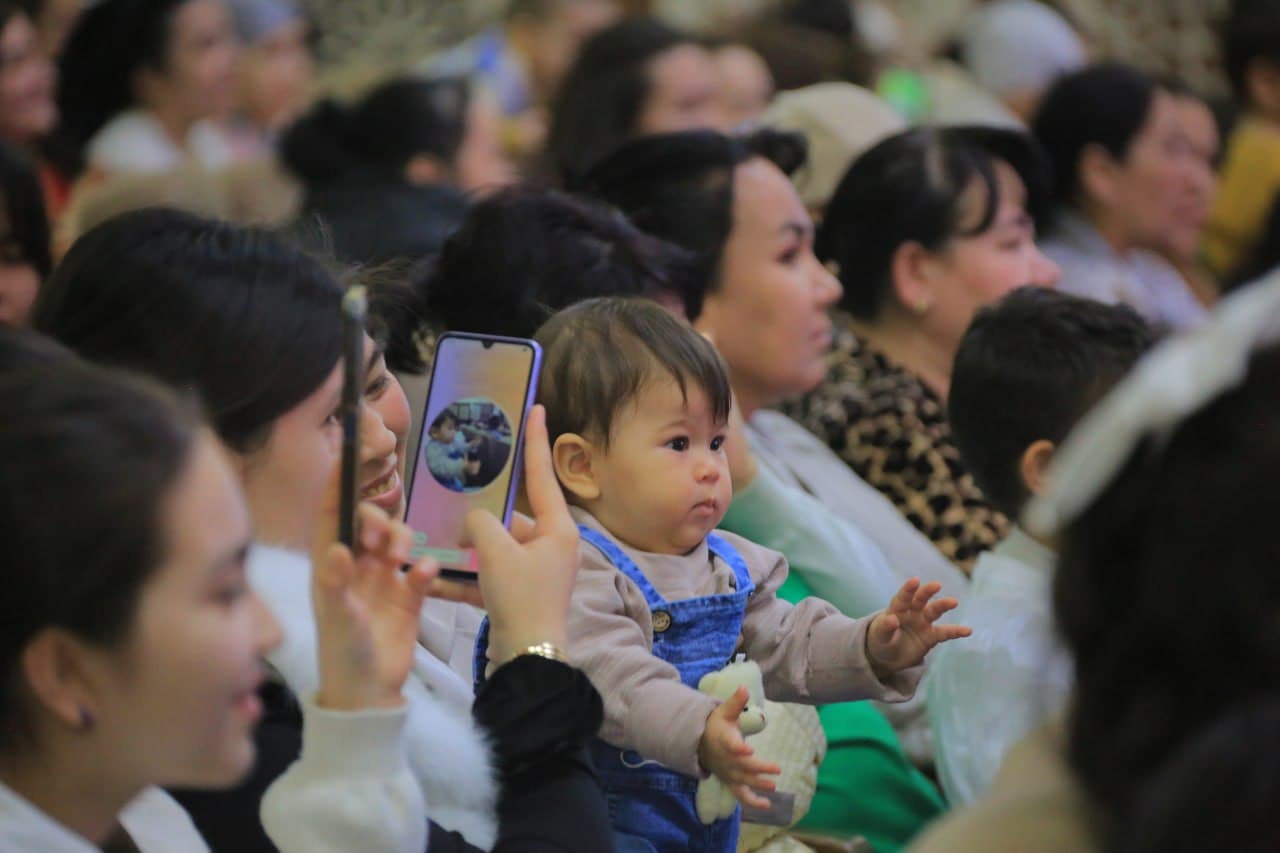 8-mart — e’zoz va ehtirom bayrami