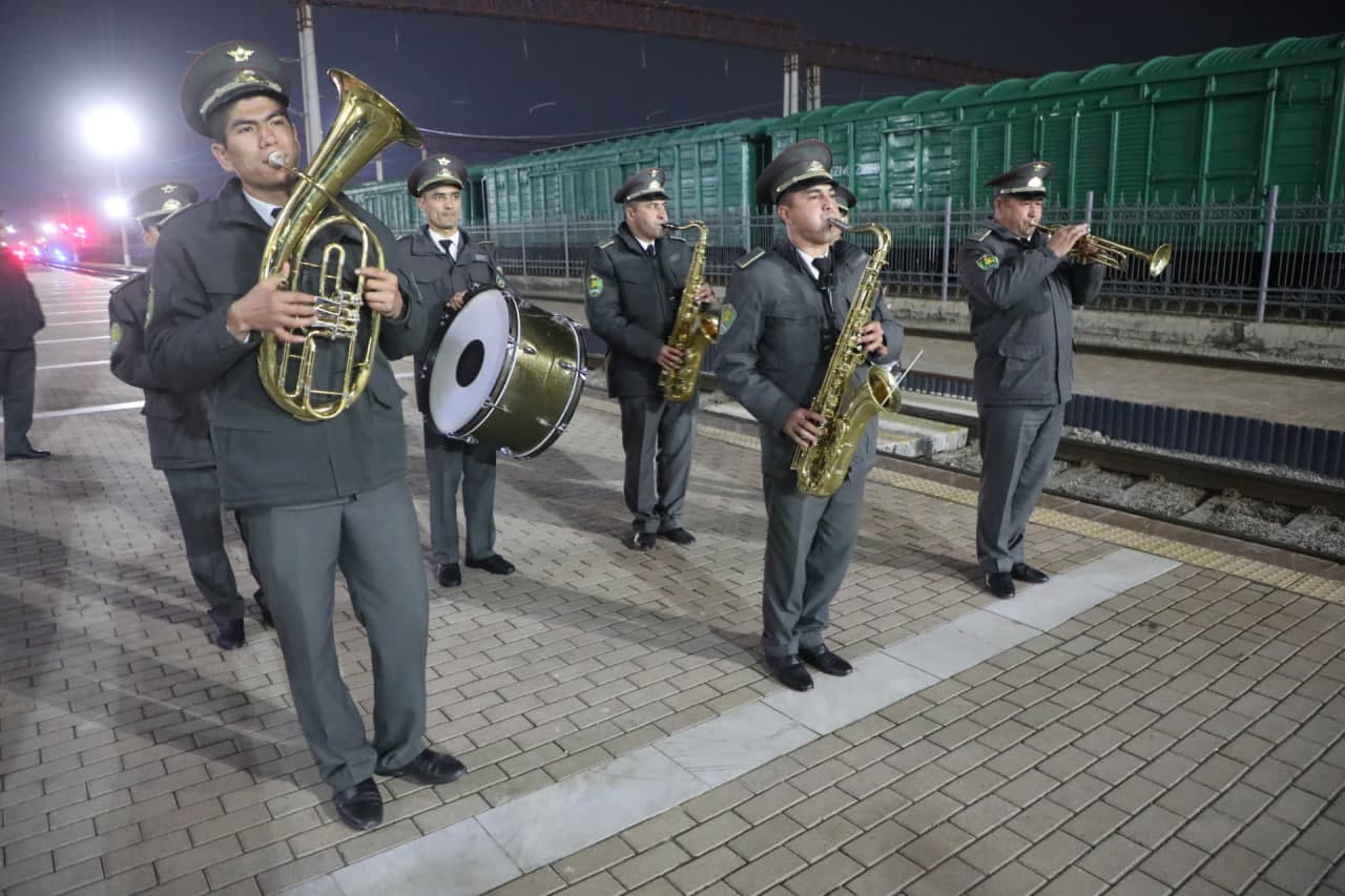 Askarlarga imtiyozli tavsiyanomalar topshirildi