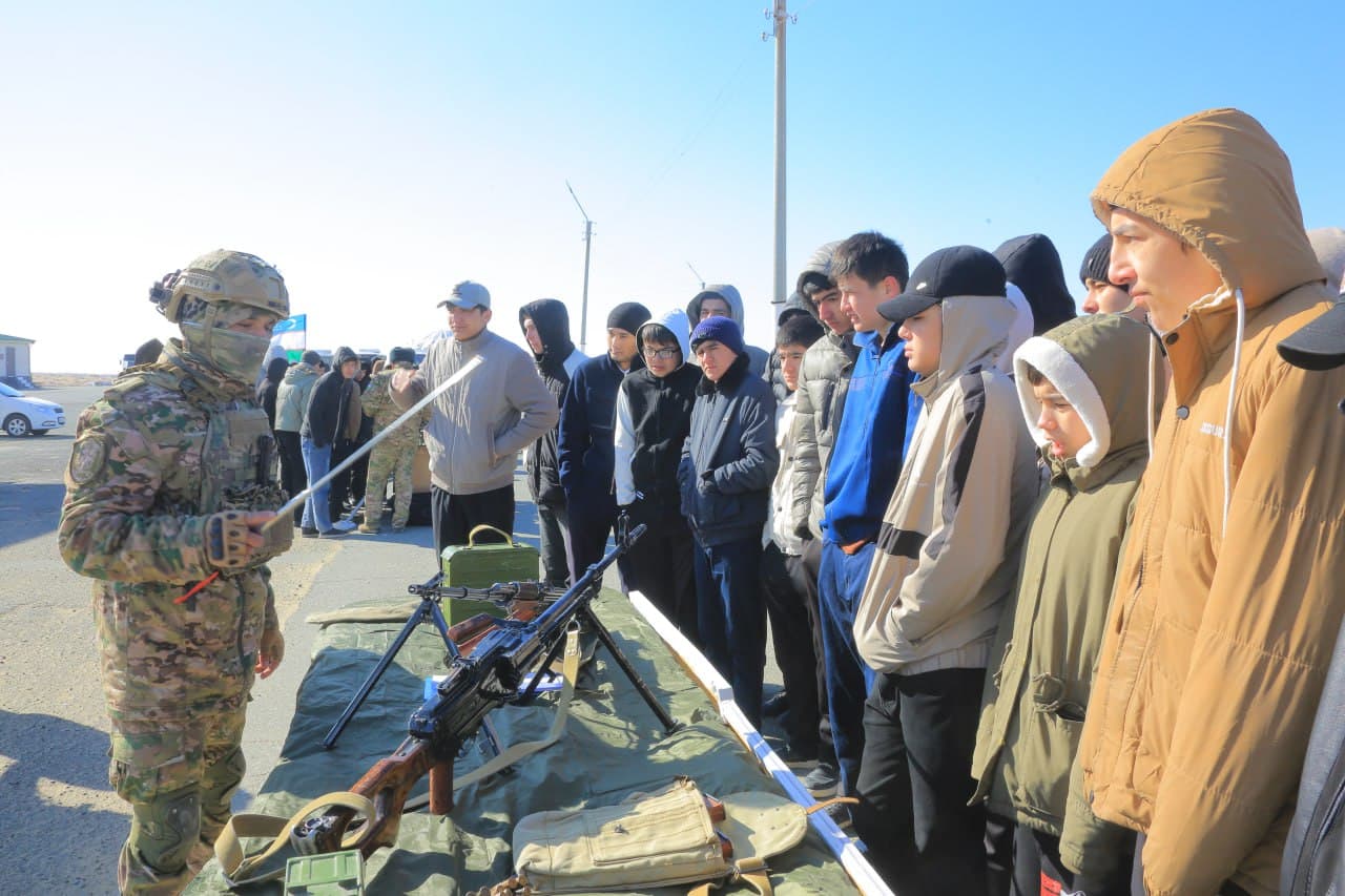 Yangiariq poligonida o‘quvchilar uchun amaliy o‘q otish mashg‘uloti o‘tkazildi