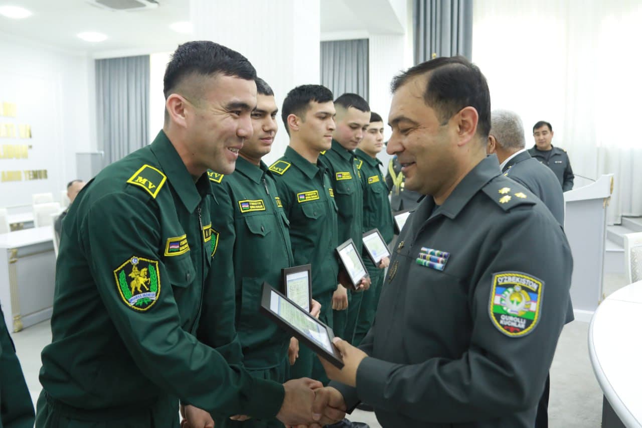 Namunali xizmat e’tirofi