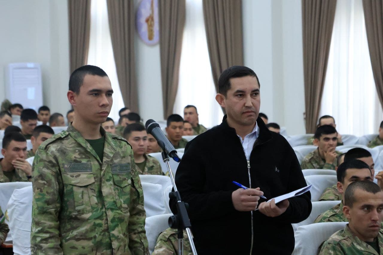 “Jasorat maktabi”da ochiq muloqot: rahbarlar va yoshlar bir davrada