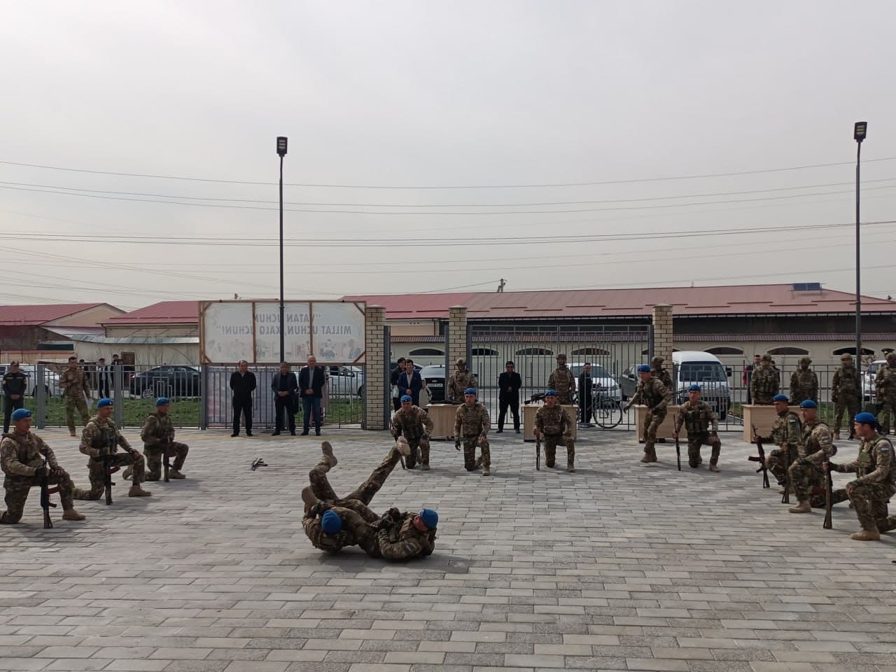 Bektemirda “Vatan tayanchi” otryad a’zolariga ko‘krak nishonlari topshirildi