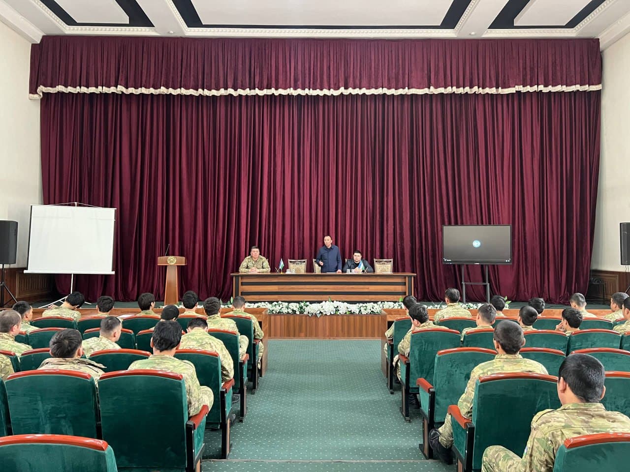 В Андижане стартовали учебные сборы «Школы мужества»