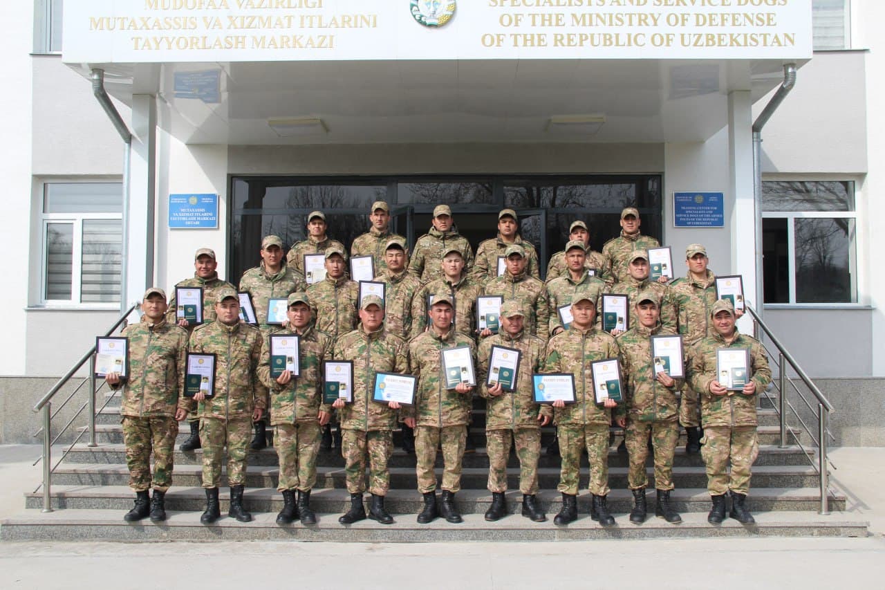 Sertifikatlar o‘z egalariga topshirildi