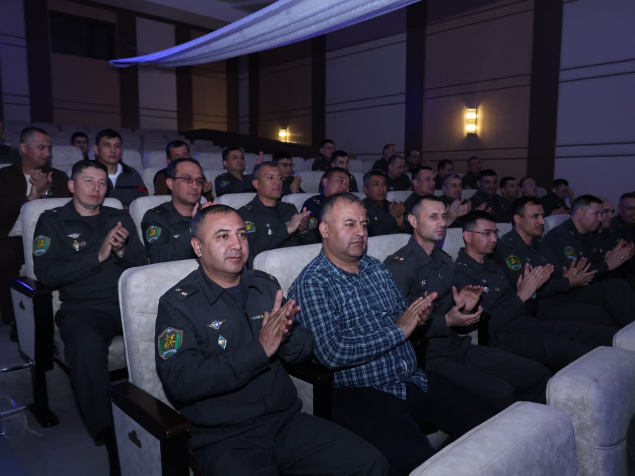 “Ona qalbi” nomli teatrlashtirilgan kompozitsiya namoyish etildi