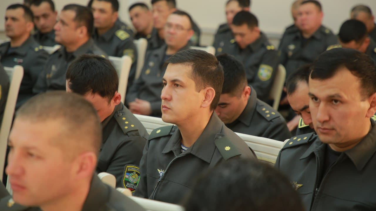 Okrugda harbiy xizmatni yuksaltirishga qaratilgan muhim yig‘ilish bo‘lib o‘tdi