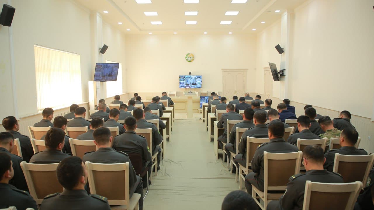 Okrugda harbiy xizmatni yuksaltirishga qaratilgan muhim yig‘ilish bo‘lib o‘tdi