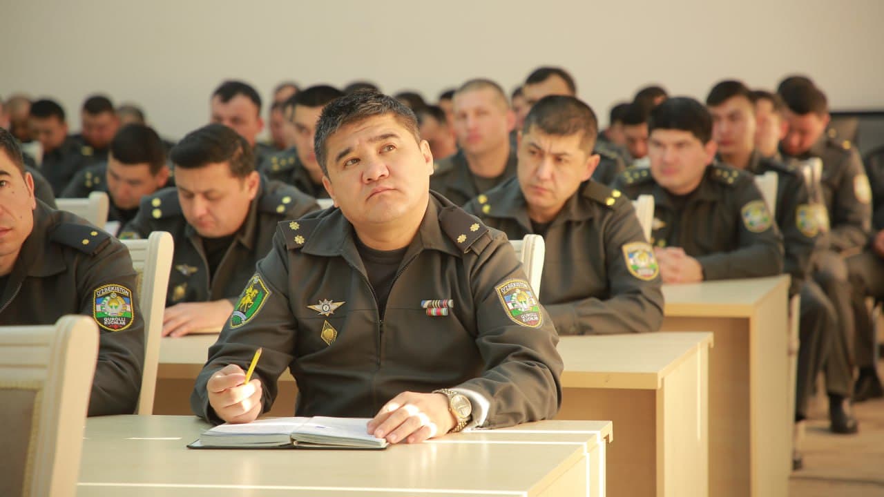 Okrugda harbiy xizmatni yuksaltirishga qaratilgan muhim yig‘ilish bo‘lib o‘tdi