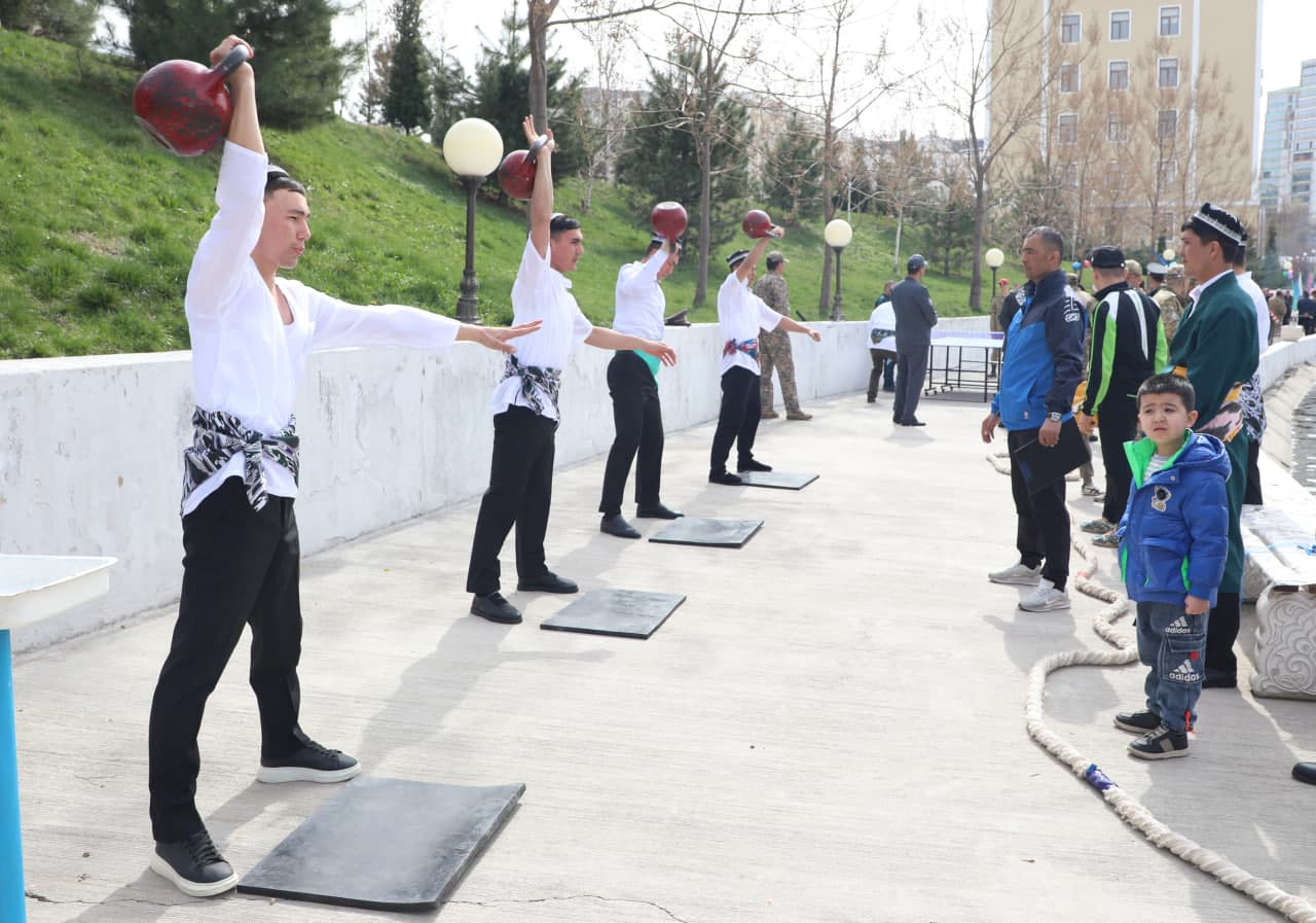 Harbiy universitetda Navro‘z kayfiyati