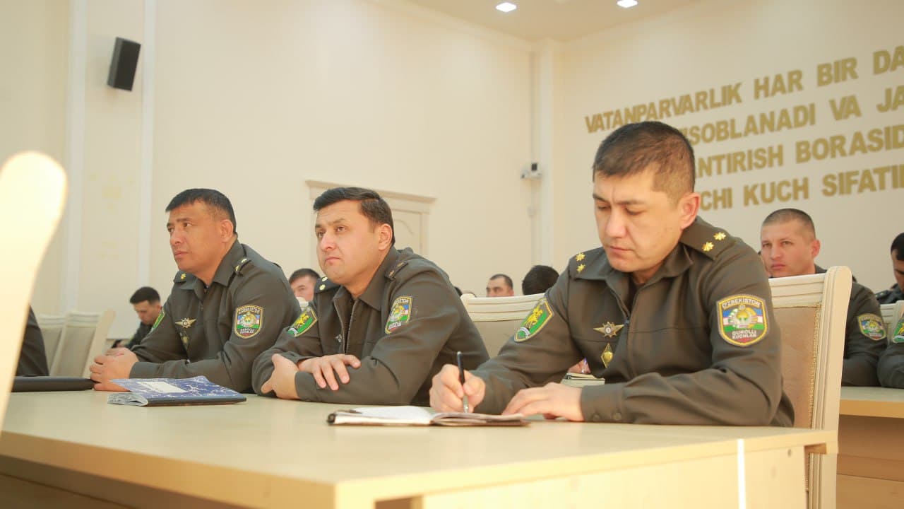 Okrugda harbiy xizmatni yuksaltirishga qaratilgan muhim yig‘ilish bo‘lib o‘tdi