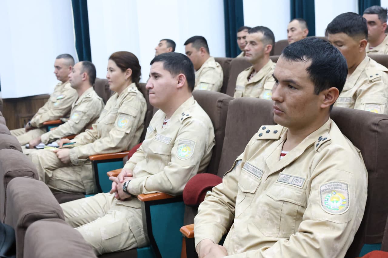 “Og‘ir” toifadagi yoshlar bilan ishlash bo‘yicha rahbarlar tajriba almashdi