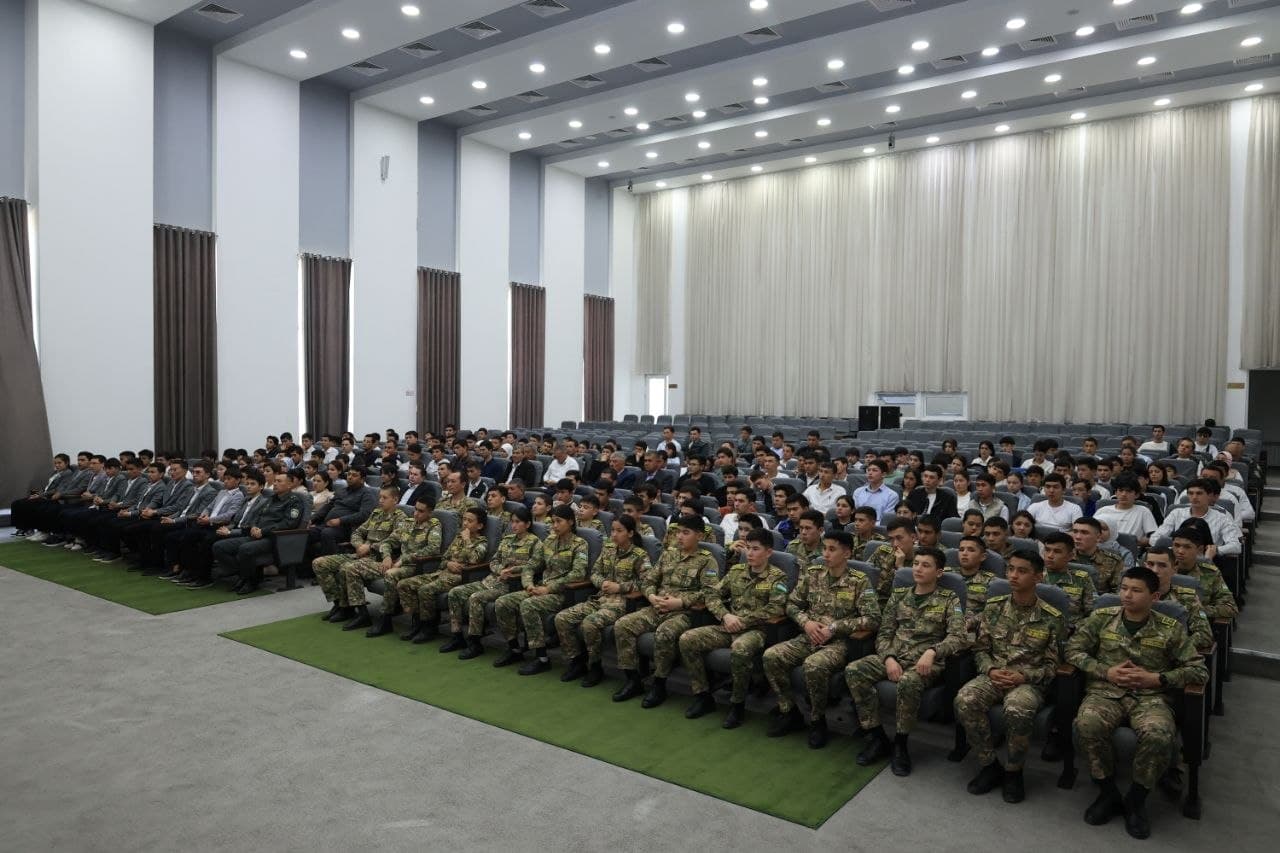 Zangiota tumanidagi harbiy qismda “Rahbar va yoshlar” uchrashuvi tashkil etildi