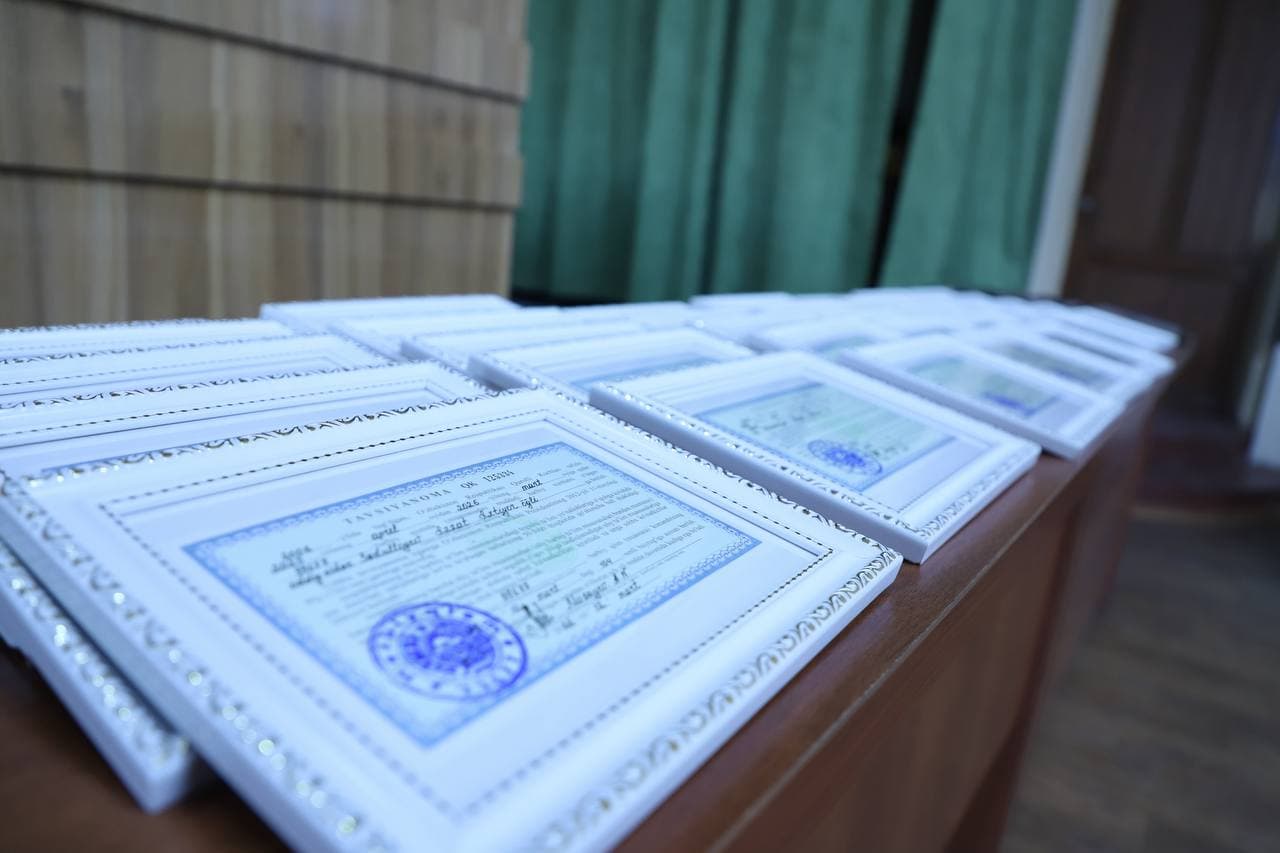 Muddatli harbiy xizmatchilar o‘z uylariga tantanali ravishda kuzatildi