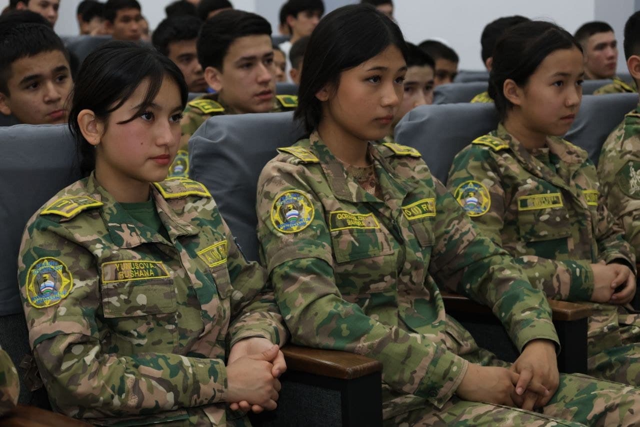 Zangiota tumanidagi harbiy qismda “Rahbar va yoshlar” uchrashuvi tashkil etildi