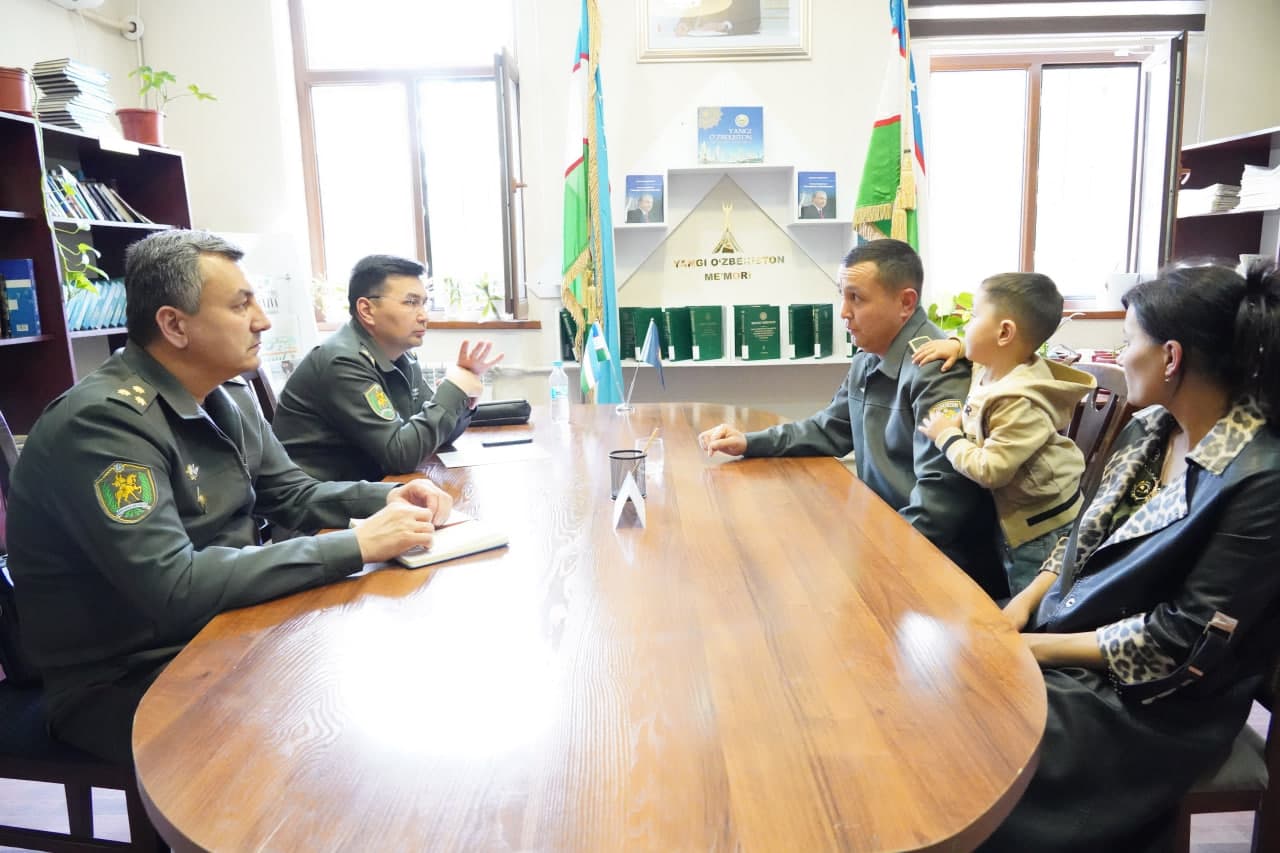 Karmana va Uchquduq tumanlarida sayyor qabul o‘tkazildi