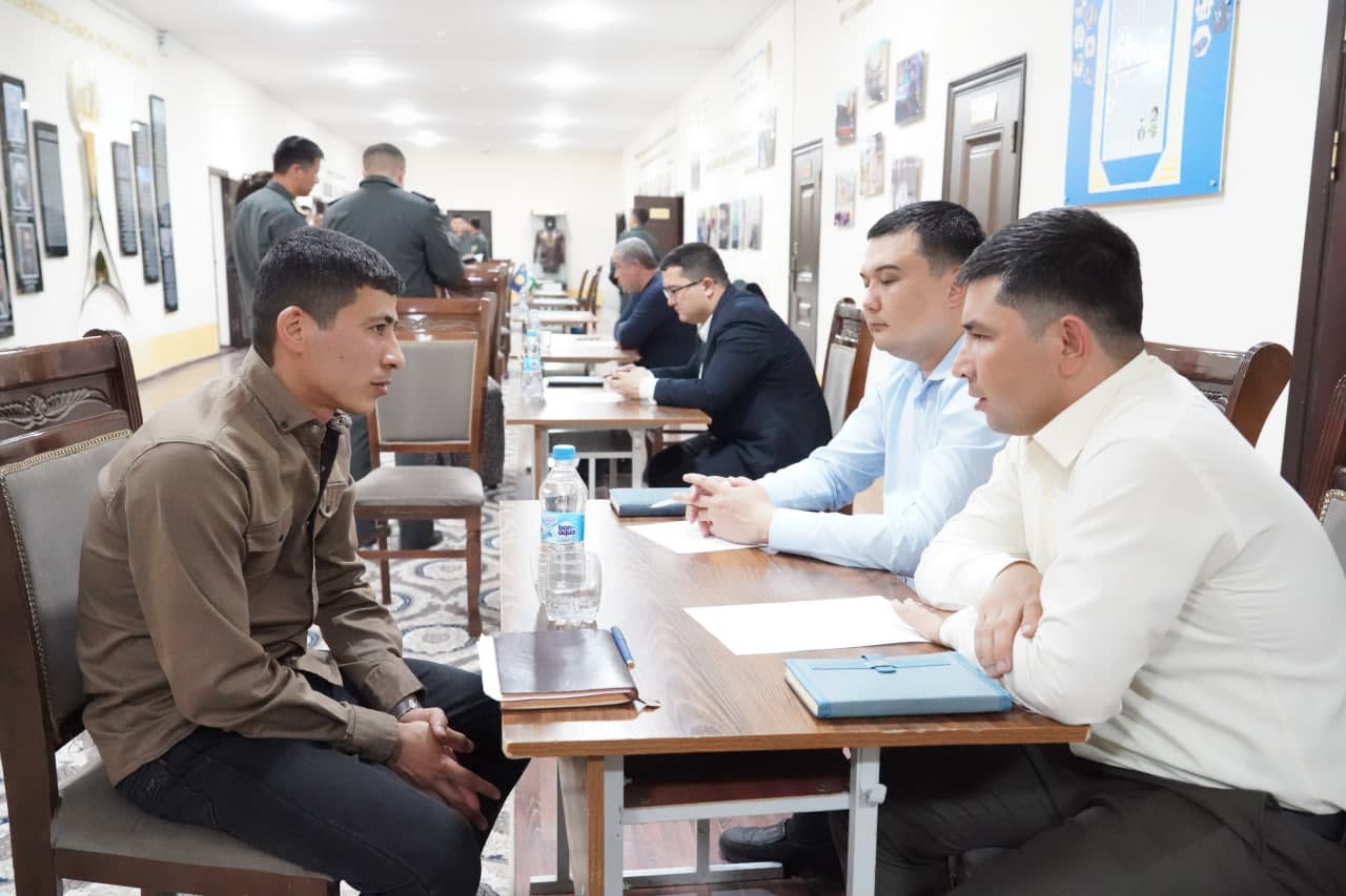 Karmana va Uchquduq tumanlarida sayyor qabul o‘tkazildi