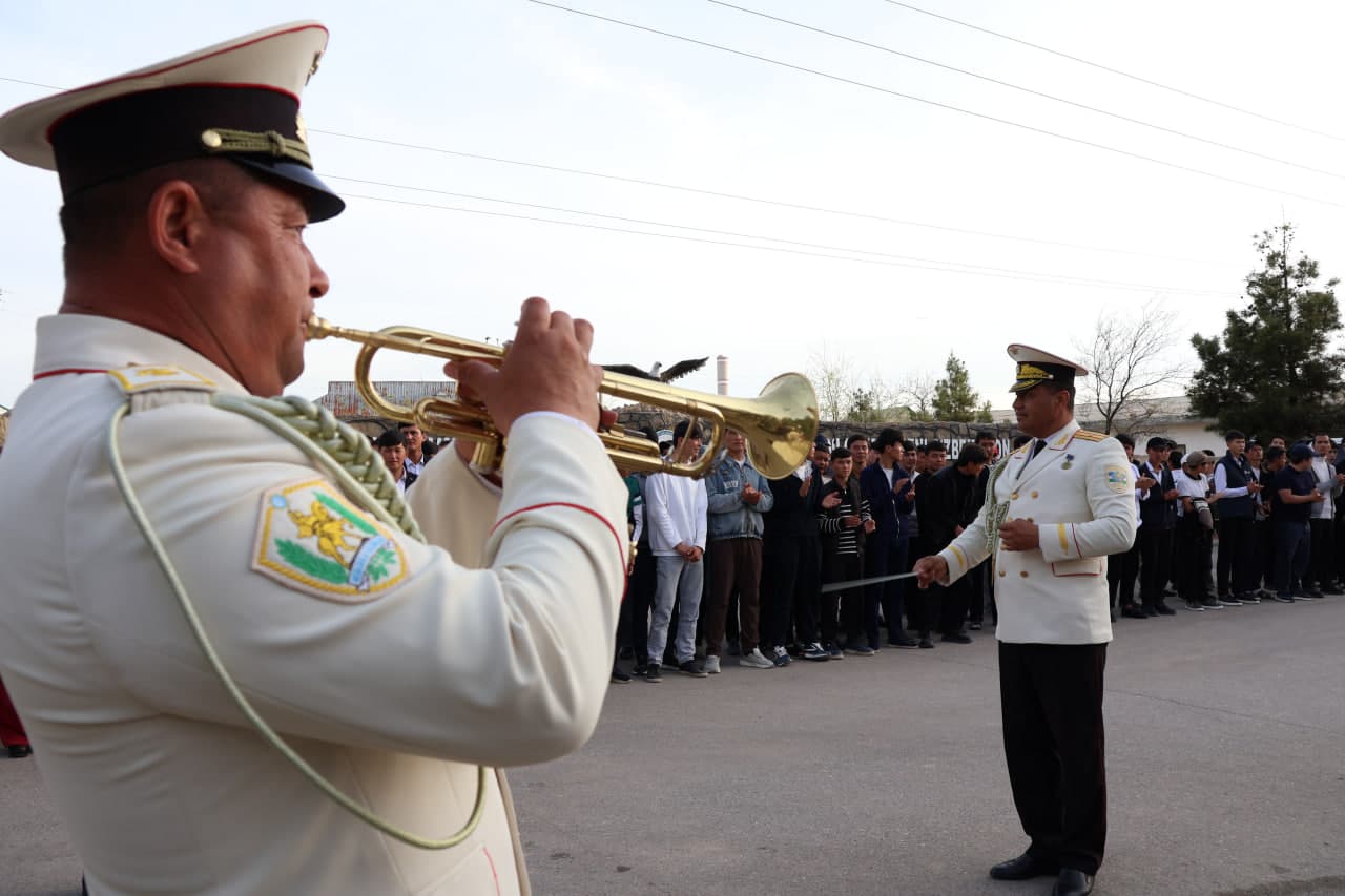 Qashqadaryoda “Harbiy qismda bir kunim” loyihasi tashkil etildi