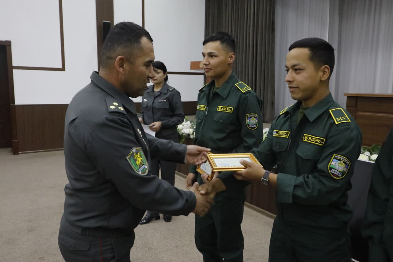 Harbiy xizmatchilarga imtiyozli tavsiyanomalar topshirildi