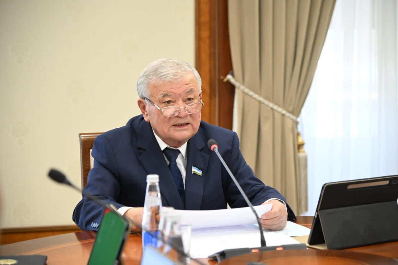 “Umumiy harbiy majburiyat va harbiy xizmat to‘g‘risida”gi Qonunning oliy ta’lim muassasalarida ijro etilishi holati o‘rganildi