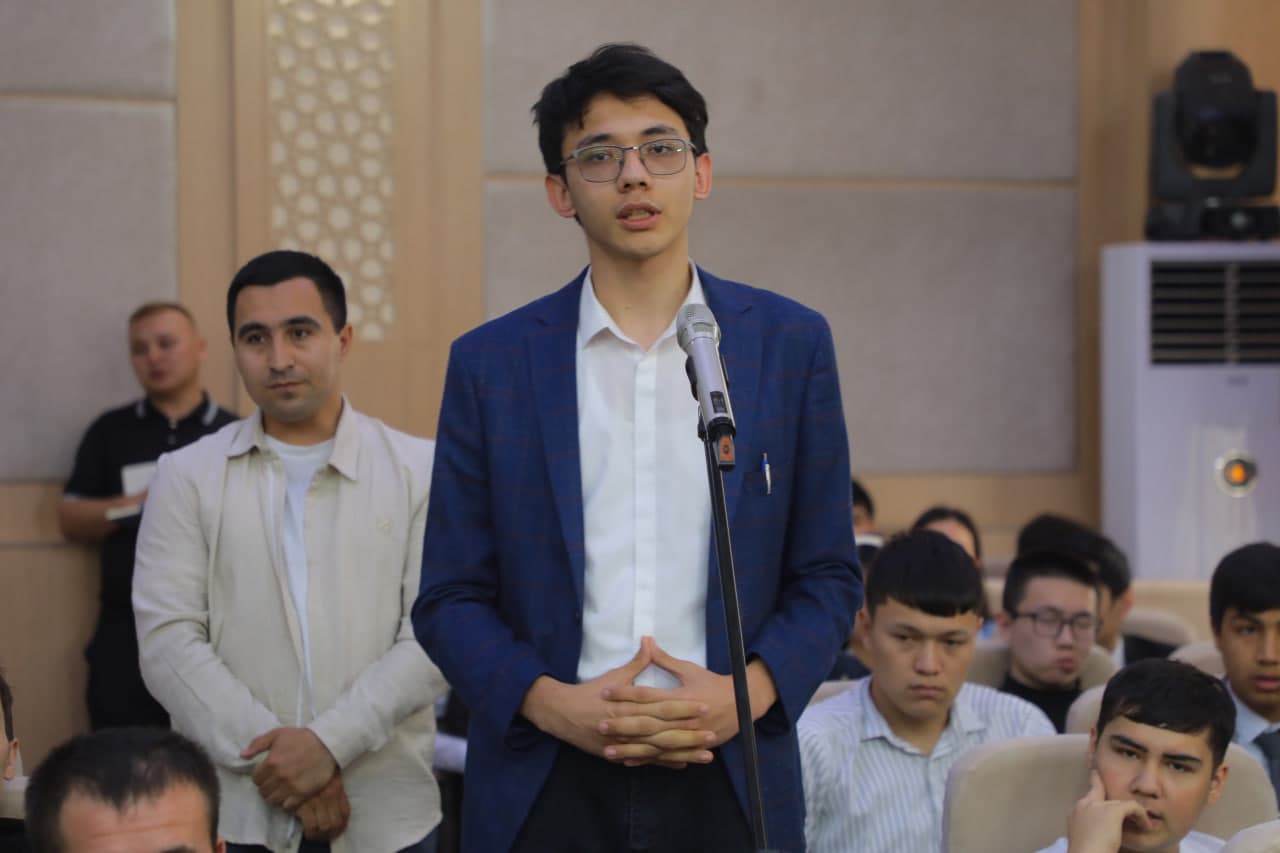 Yoshlar bilan ochiq suhbat — yangi imkoniyatlar sari qadam