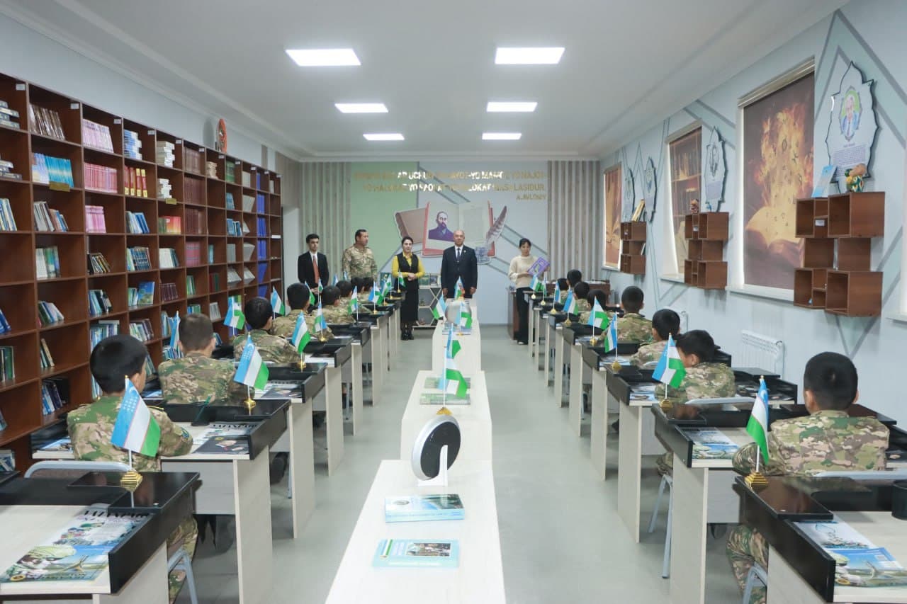 Yoshlar harbiy hayot bilan yaqindan tanishdi