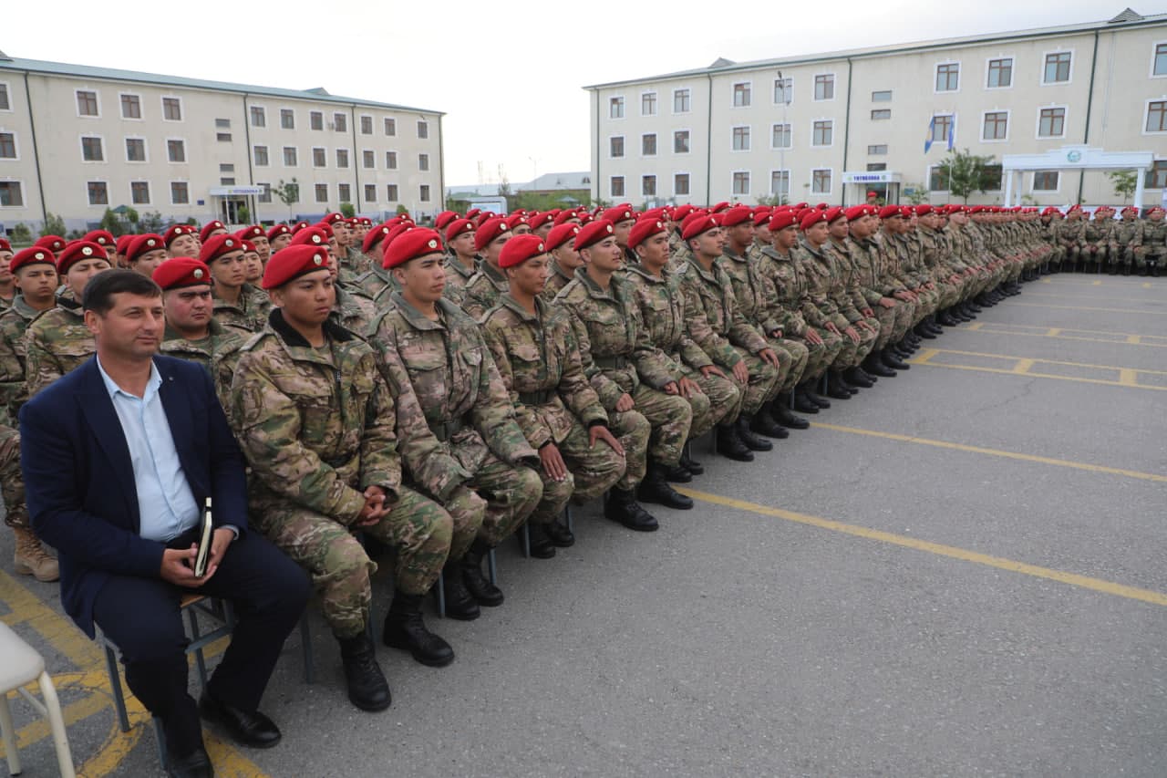 Buxoroda askarlar bilan ochiq muloqot bo‘lib o‘tdi