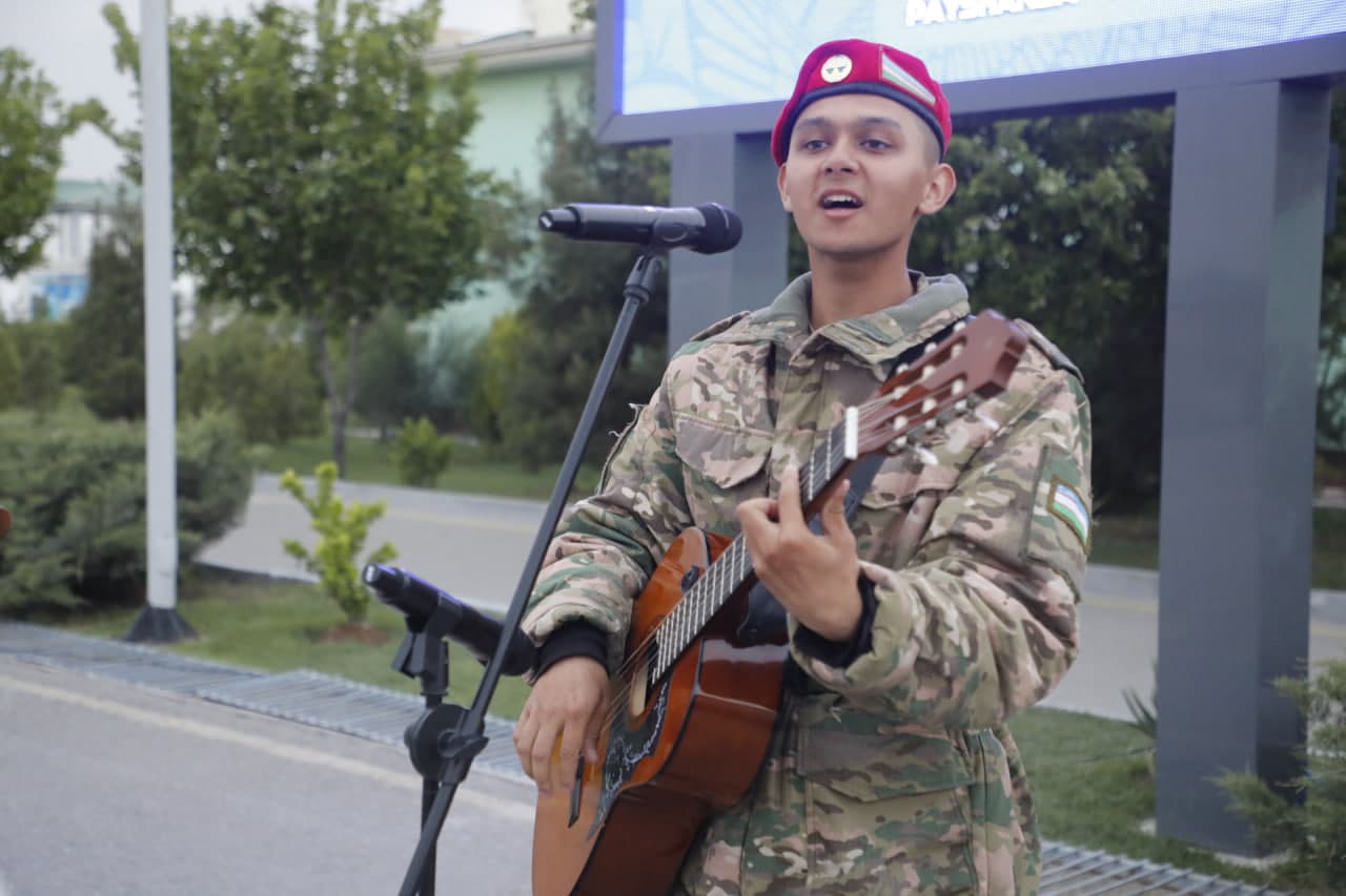 Buxoroda askarlar bilan ochiq muloqot bo‘lib o‘tdi