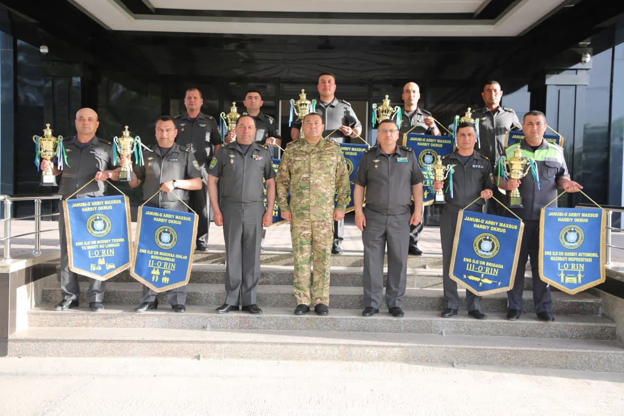 Okrug boshqaruv apparatida sarhisob yig‘ilishi o‘tkazildi