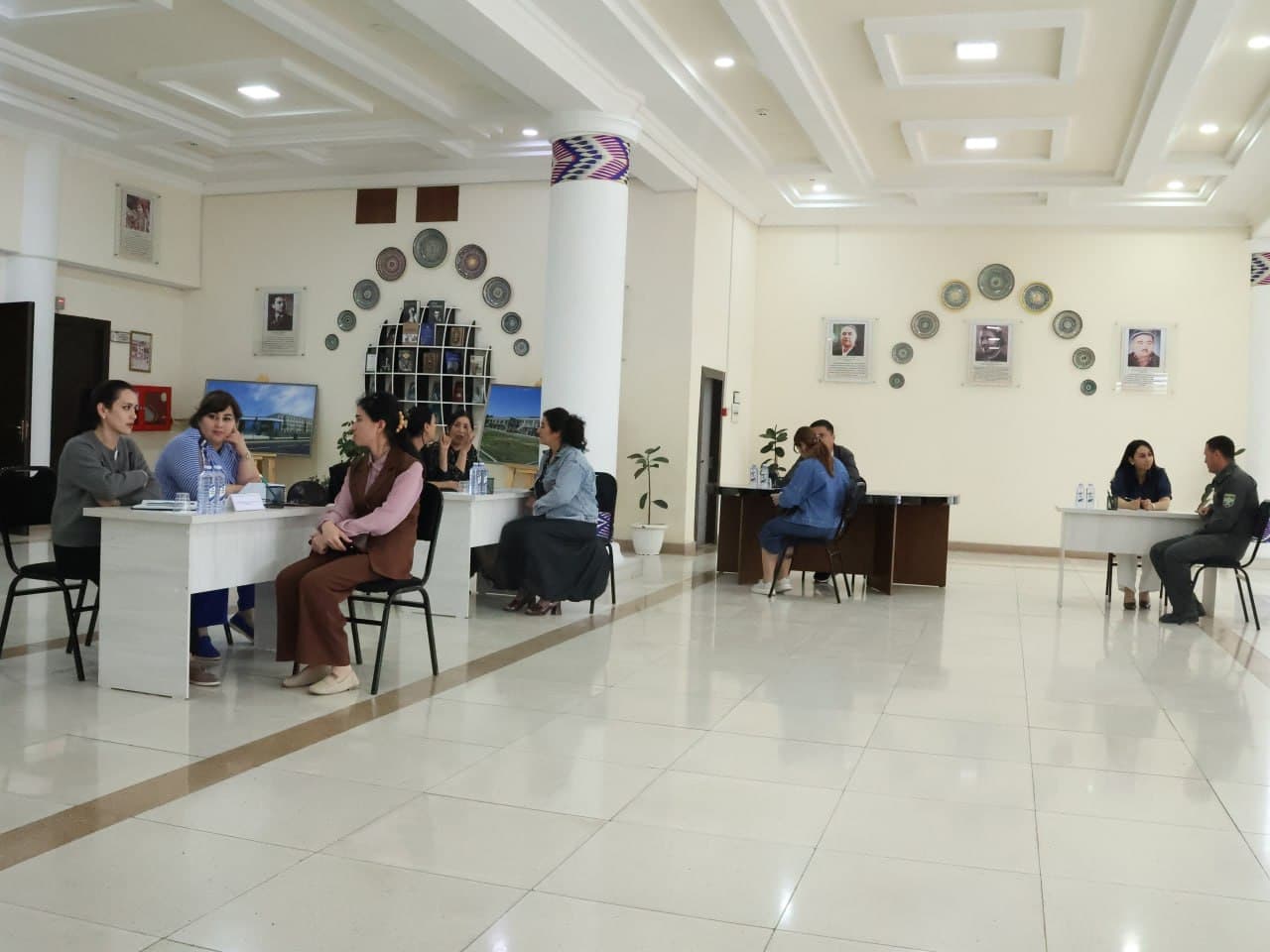 Sayyor qabul — muammo, tahlil va aniq yechimlar maydoni