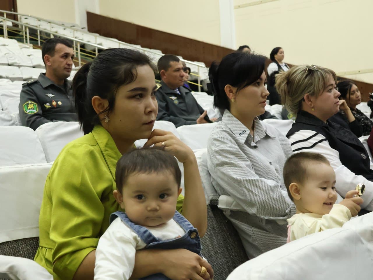 Sayyor qabul — muammo, tahlil va aniq yechimlar maydoni