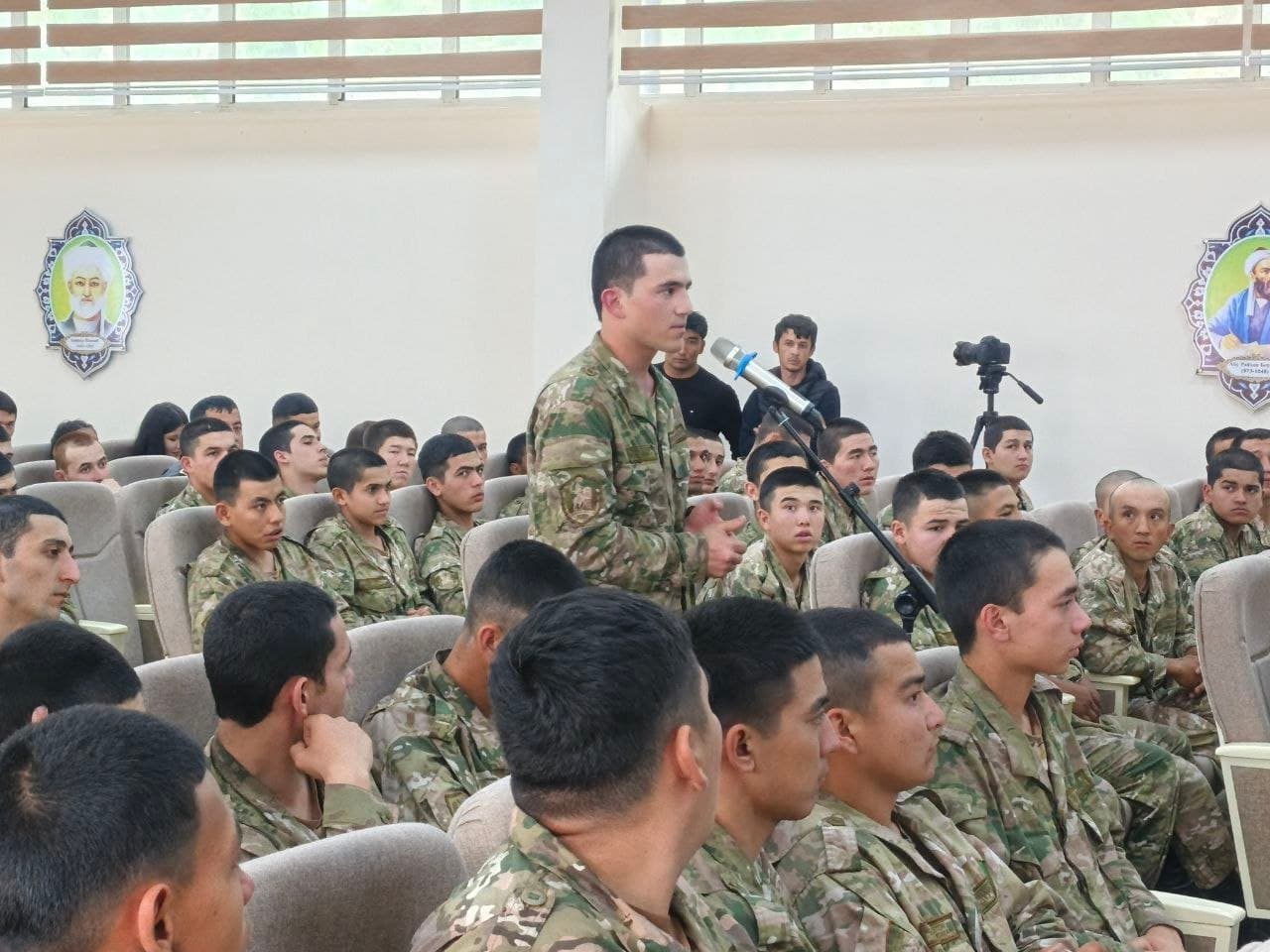 Angrenda “Rahbarlar va yoshlar uchrashuvi” o‘tkazildi