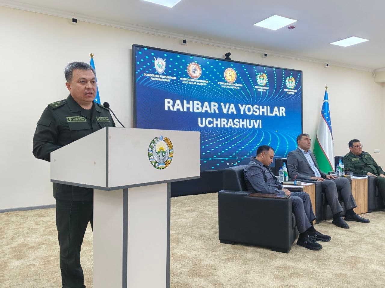 Angrenda “Rahbarlar va yoshlar uchrashuvi” o‘tkazildi