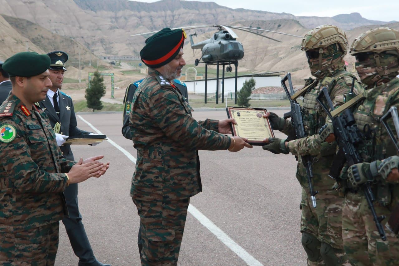 “Doʻstlik–2026”: Oʻzbekiston va Hindiston harbiylari ishtirokidagi oʻquv mashgʻulotlari yakunlandi