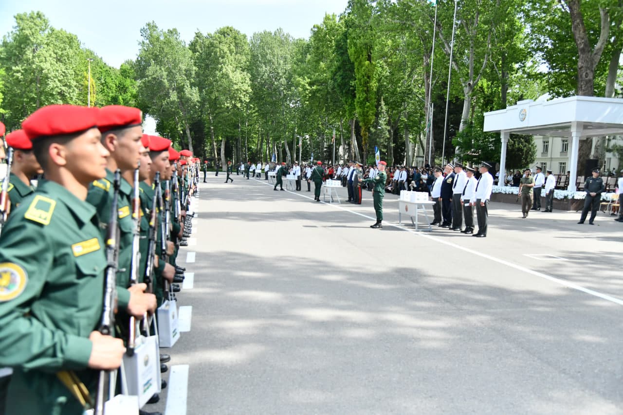 Vatanga qasamyod: dildagi tuygʻular tillarda ham ifodalandi