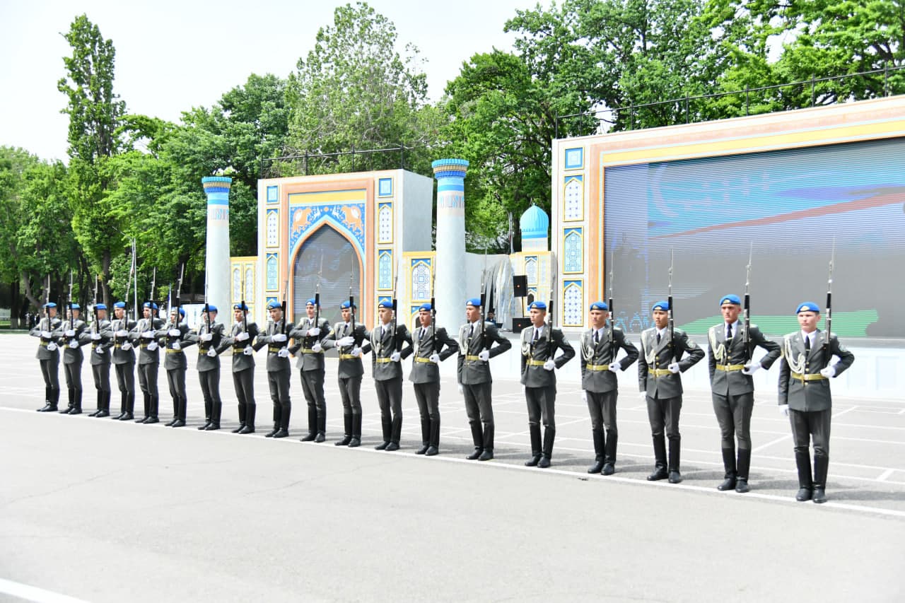 Vatanga qasamyod: dildagi tuygʻular tillarda ham ifodalandi