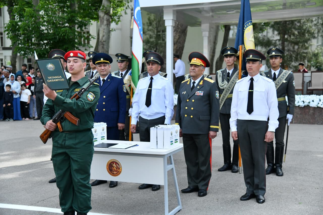 Vatanga qasamyod: dildagi tuygʻular tillarda ham ifodalandi