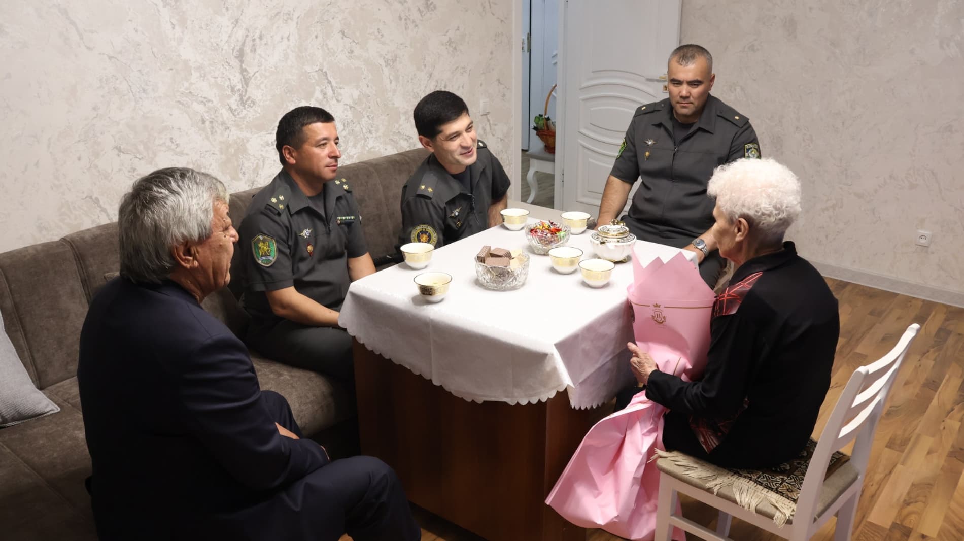 Tarixiy qahramonlik va fidokorona mehnat sharafi